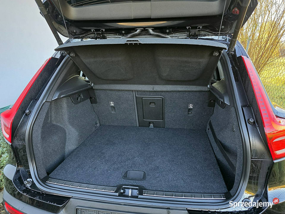 Volvo XC 40 serwis ASO automat 4x4 hak czujnik martwego pola Rydułtowy