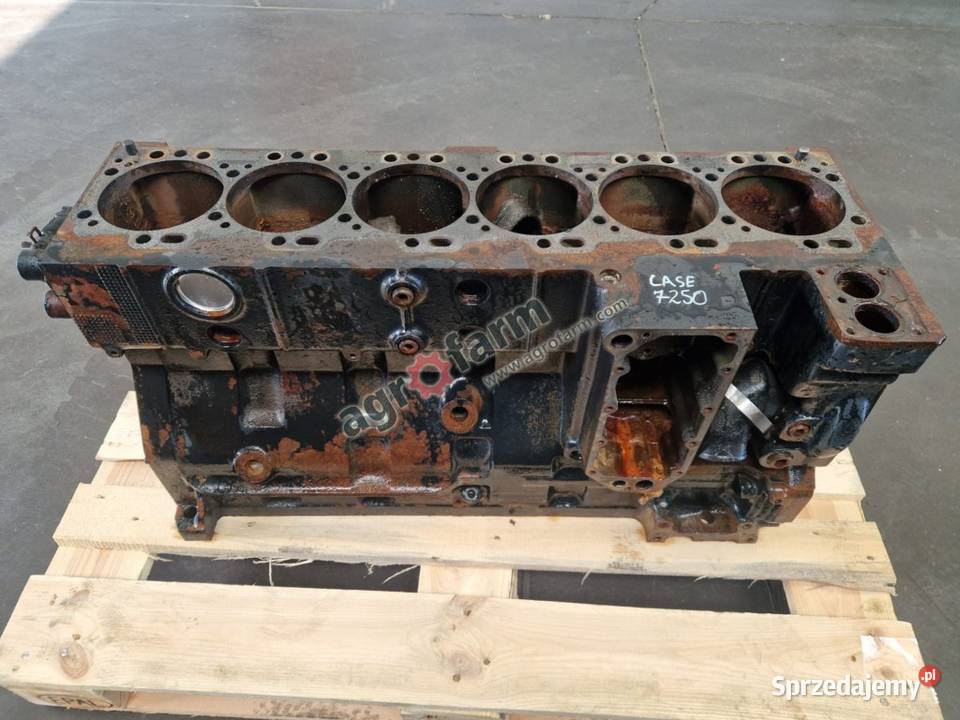 Blok silnika Case Magnum 7250 7240 7230 Byków