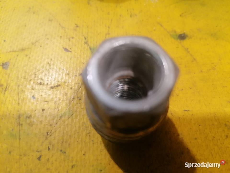 nakrętki koła 16 M12x15 Toyota Mazda Nissan Pozostałe Piotrków Trybunalski sprzedam