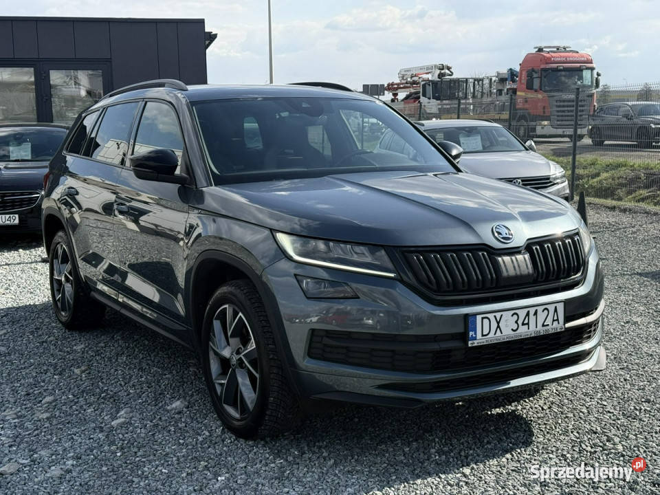 koda Kodiaq 15 TSI 150 20202021 DSG7 Sportline szary Wojkowice