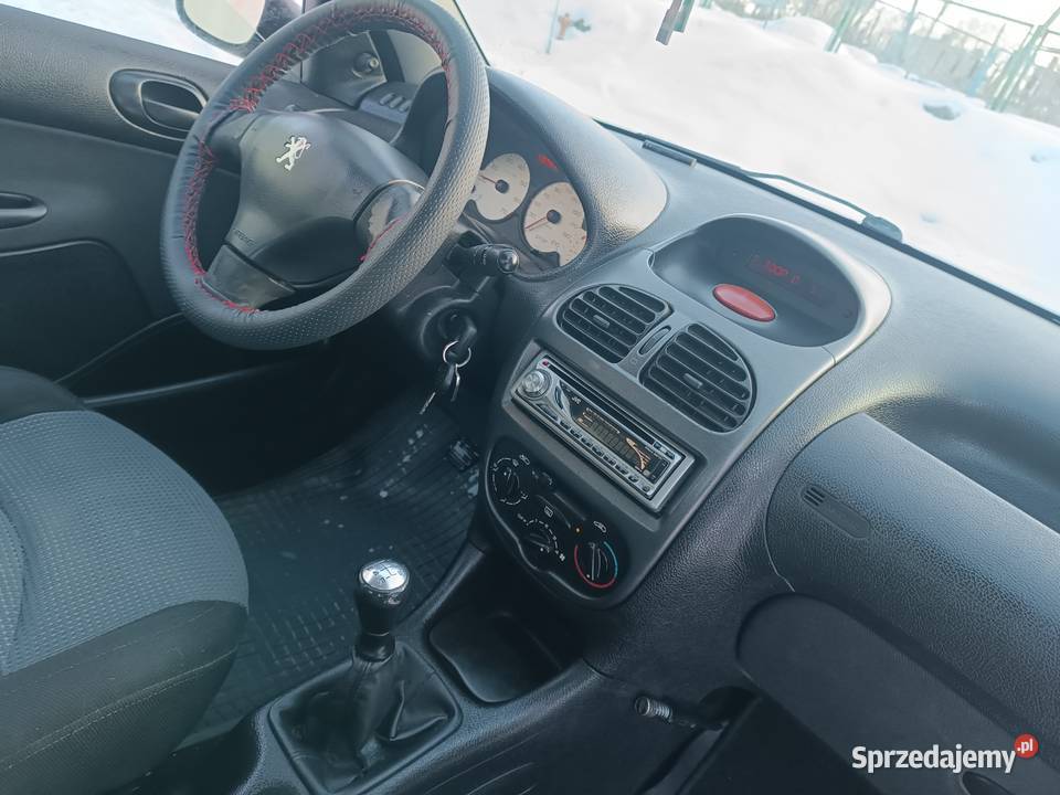Peugeot 206 14 benzyna 2003r benzyna 206 warmińsko-mazurskie Giżycko