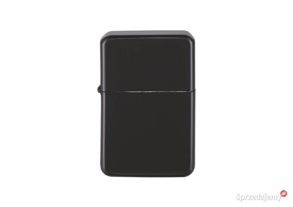 Zapalniczka benzynowa z grawerem czarna 10 sprzedam