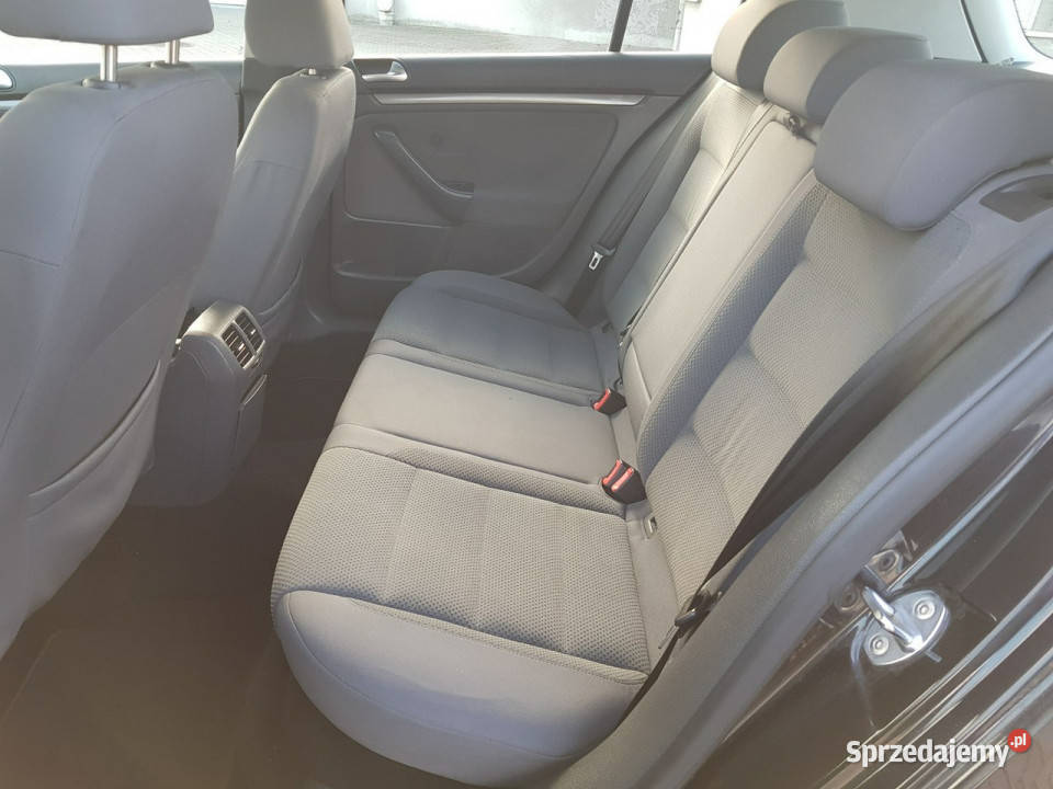 Volkswagen Golf 16 MPI Benzyna Climatronic