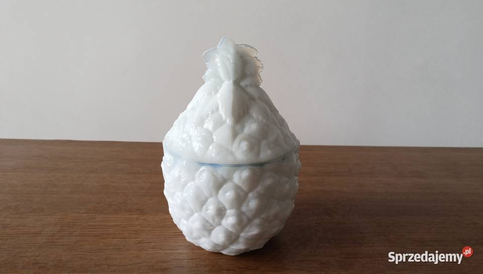 Biała Porcelana PRL Bomboniera Ananas Biały Kruk Porcelana i szkło Szczerbice