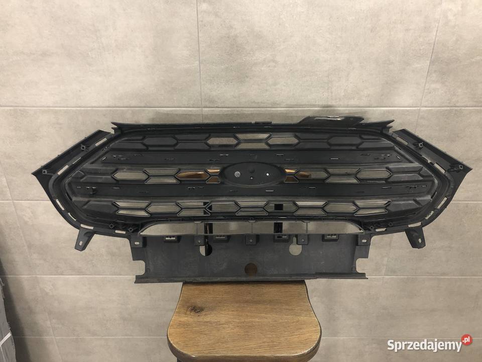 Grill Atrapa Ford Ecosport II LIFT Znaczek Chrom Konin