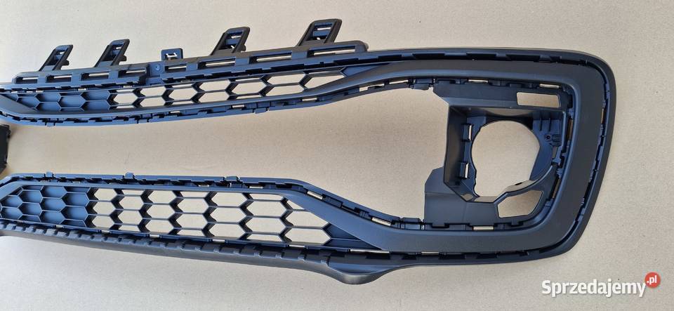 VW UP LIFT 16 KRATKA ZDERZAKA ATRAPA RAMKA osobowe Bieleń