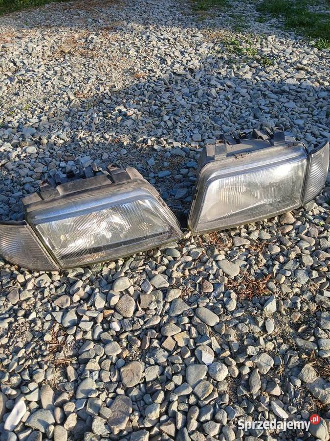 Lampy przednie kpl z kierunkami Audi A4 b5 Biecz sprzedam