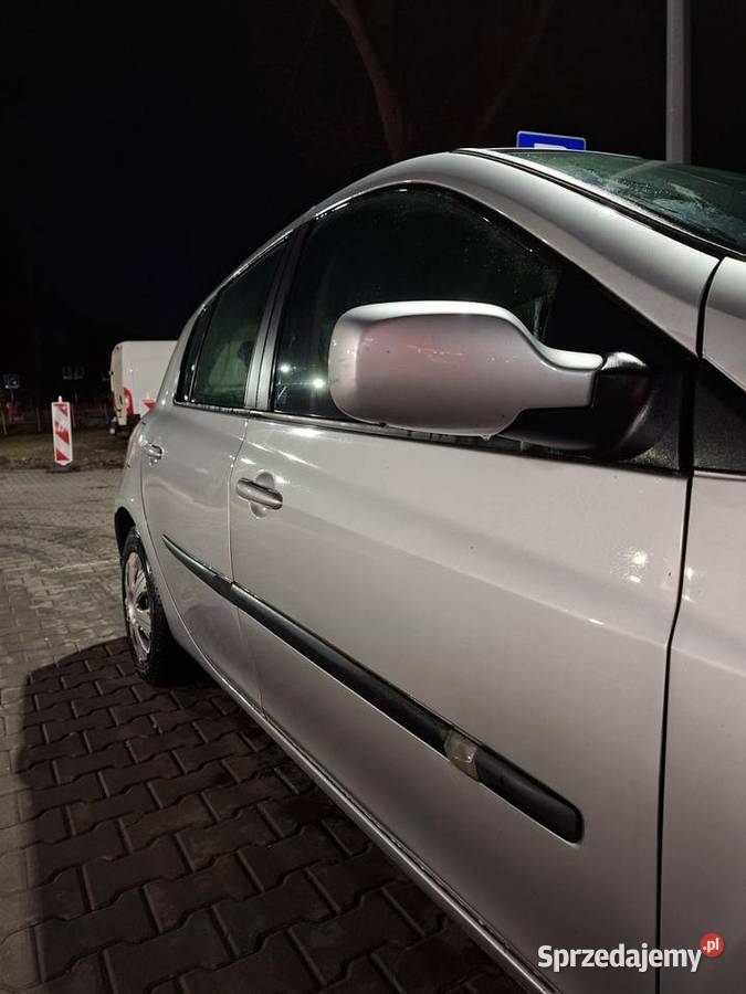 Renault Clio III 12 TCe 101 4/5 Kraków