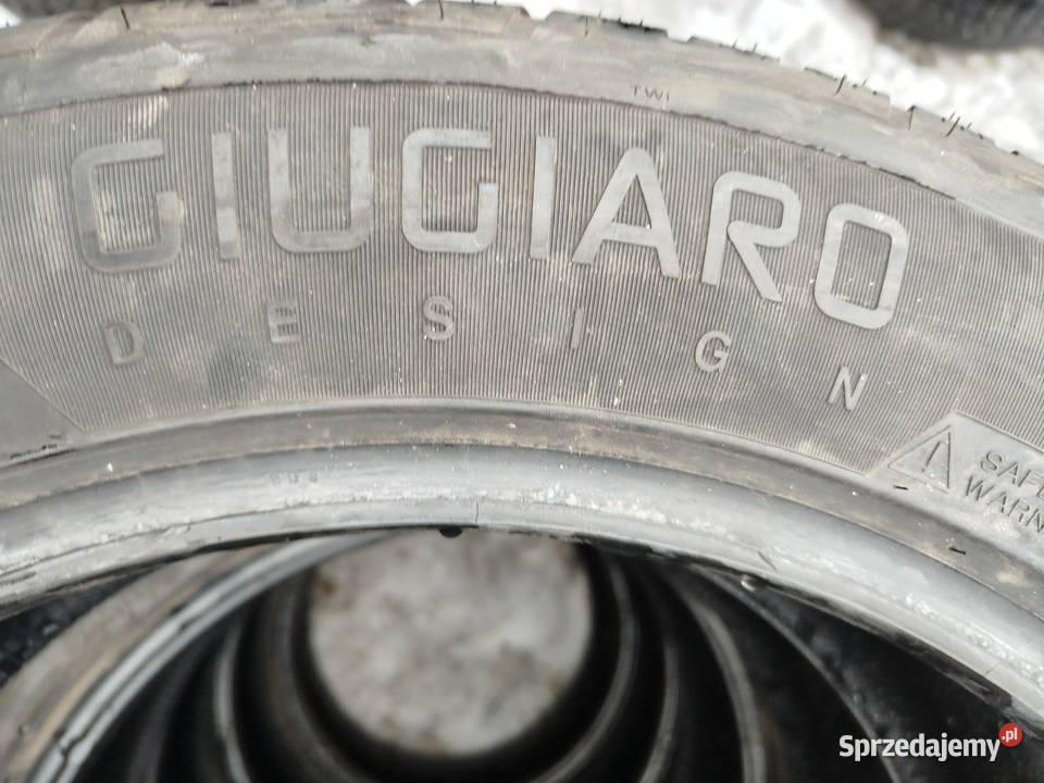 S183 Opony uzywane Zimowe 2156017 Vredestein