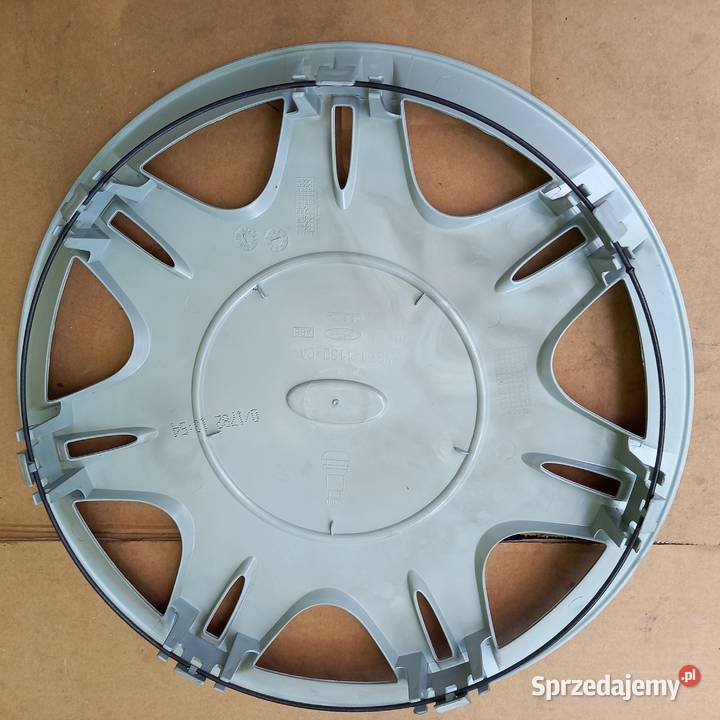 1098710YS611130CA Kołpak koła 13