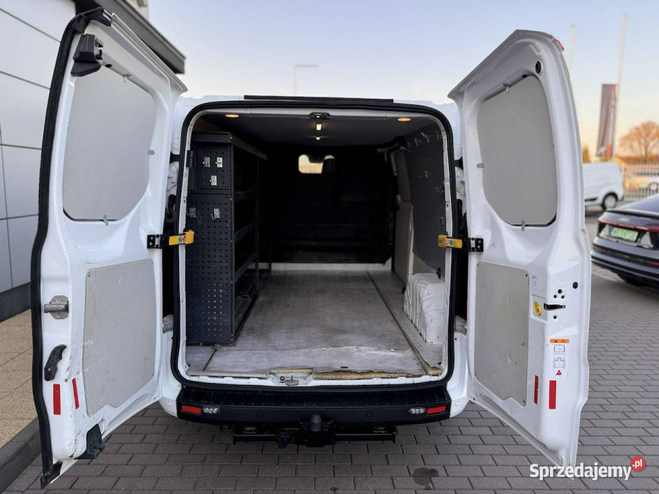 Ford Transit Custom 300 L2H1 TREND 20TDCI 130 ESP Radom sprzedam
