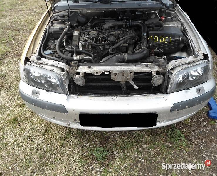 volvo v40 18b na alufelgach 16 na czesci 18cm3 Radzyń Podlaski