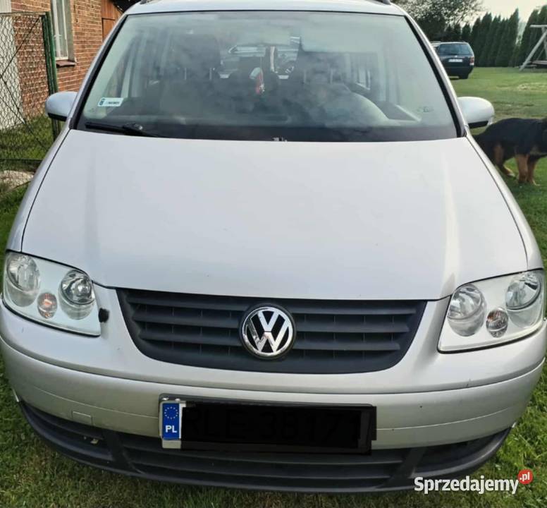 Volkswagen Touran opis srebrny