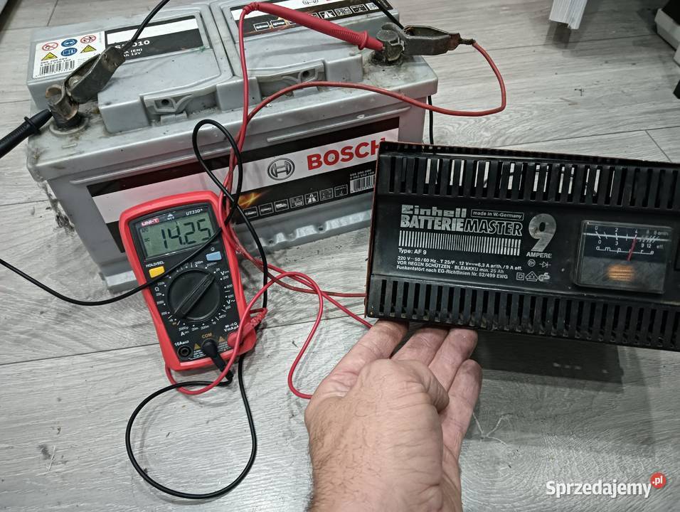 Prostownik ładowarka 9A 12V sprawny porządny Wałbrzych