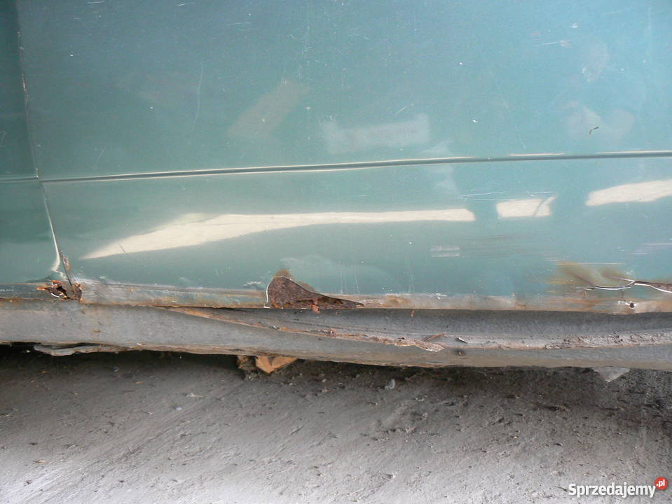 NERCEDES W123 COUPE