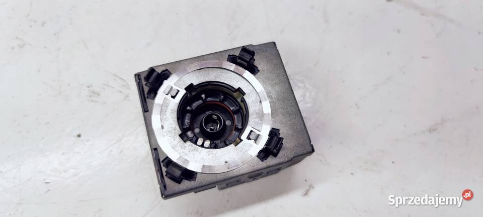 STARTER CEWKA AUDI A6 C6 A8 D3 5DD00831950 osobowe Przetwornice Przystajń sprzedam