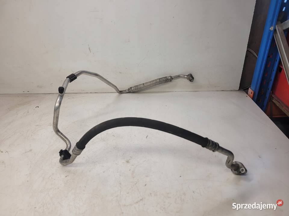 WĄŻ PRZEWÓD KLIMATYZACJI AUDI Q3 8U 8U0820743C Przystajń