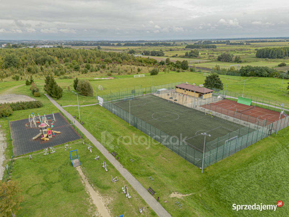 Dom bliźniak Różyny 150m2