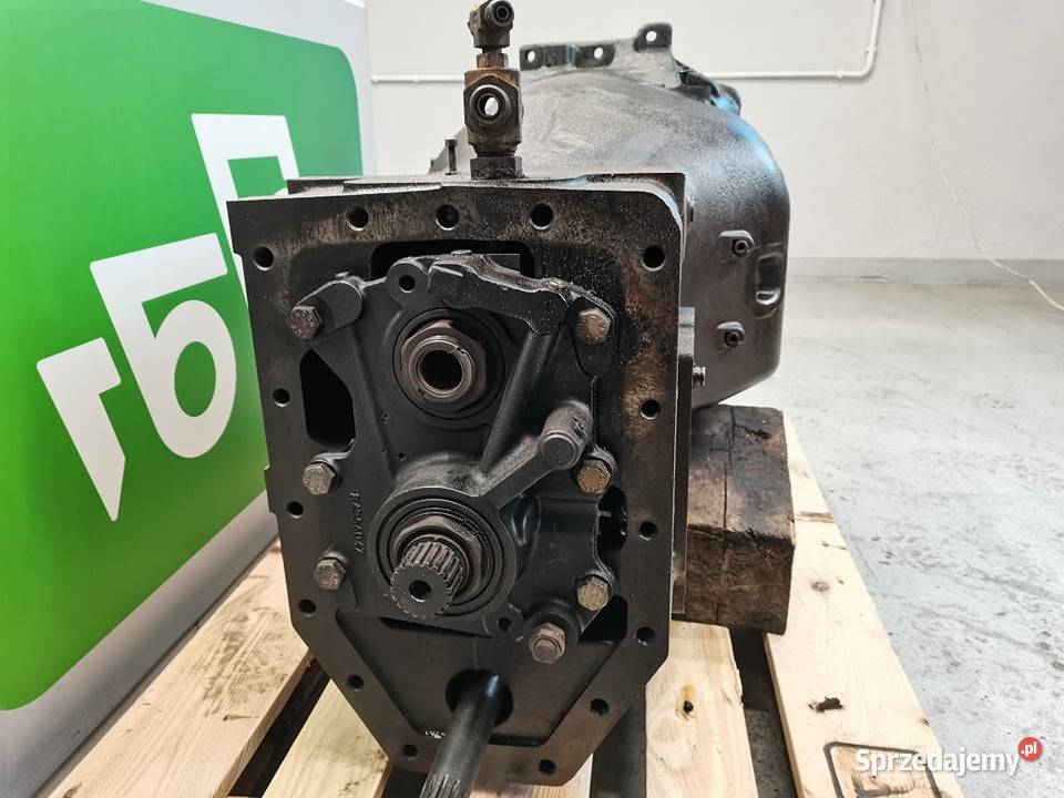 Holland T7 Obudowa 84335605 Pozostałe Wilkowo sprzedam