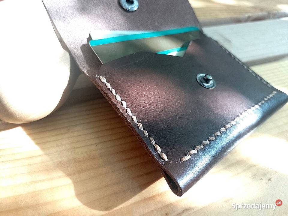 Skórzane etui na dokumenty karty