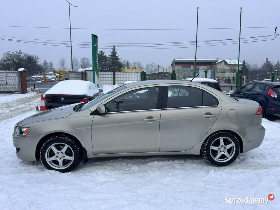 Mitsubishi Lancer 15 benzynaBogata