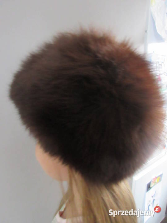 Damskie czapki z naturalnego futra vintage Słupca
