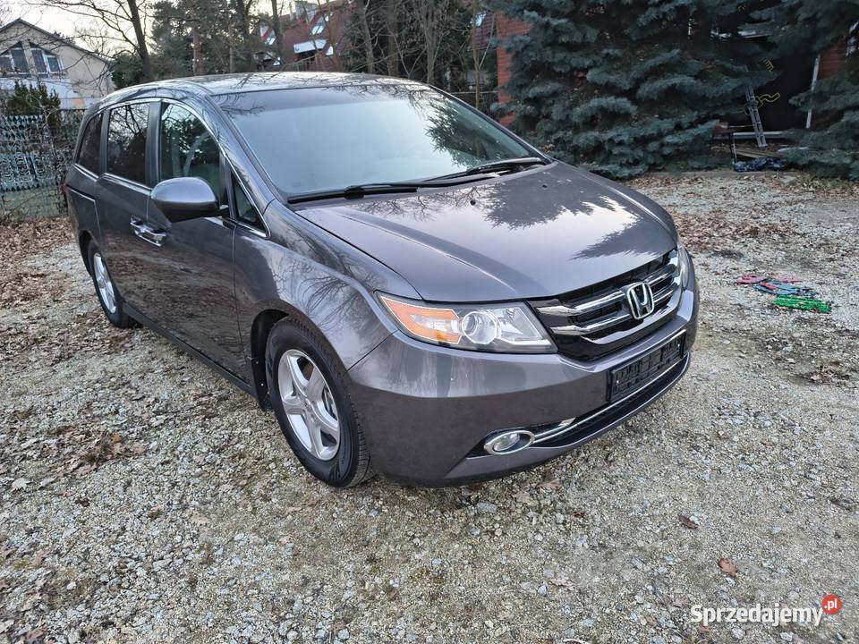 Super stan 3500 benzyna 245 109 8 osób welurowa tapicerka Wrocław