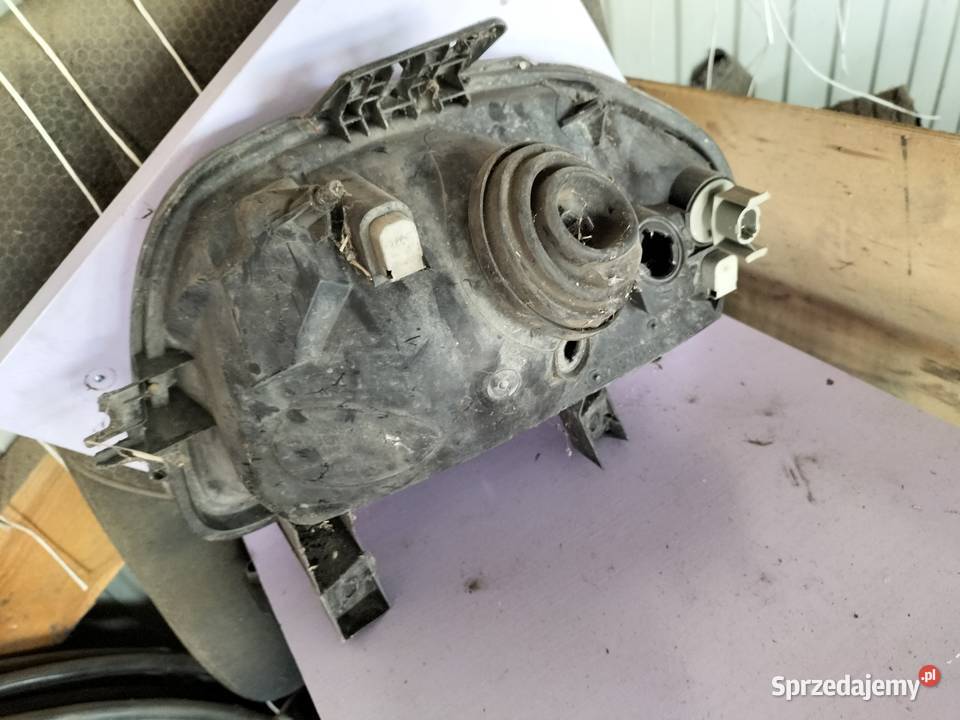 LAMPA PRAWA PRZÓD PRZEDNIA RENAULT Thalia CLIO sprzedam