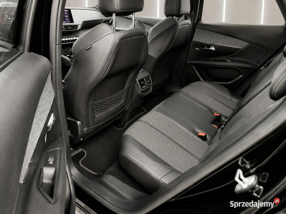 Peugeot 3008 16 benzyna PureTech 181 benzyna Żabno sprzedam