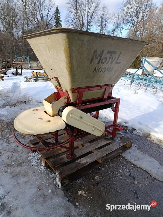 Motyl rozsiewacz wapna soli transport sprzedam
