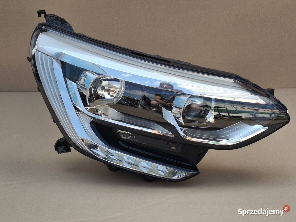 RENAULT MEGANE IV 4 REFLEKTOR PRAWY LAMPA PRAWA Bieleń