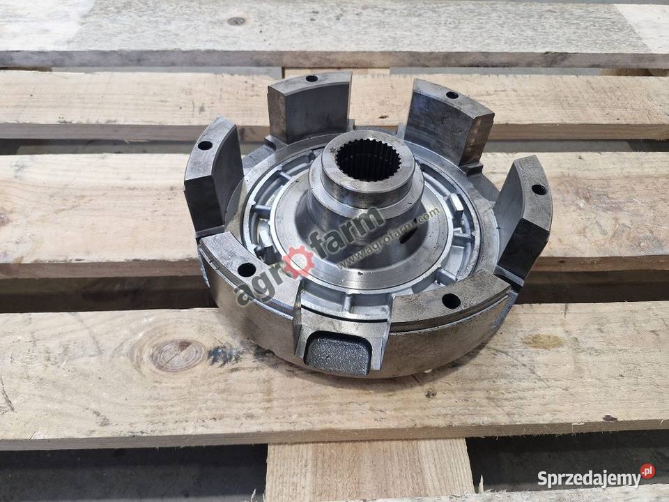 Kosz skrzyni biegów John Deere 6155M Byków