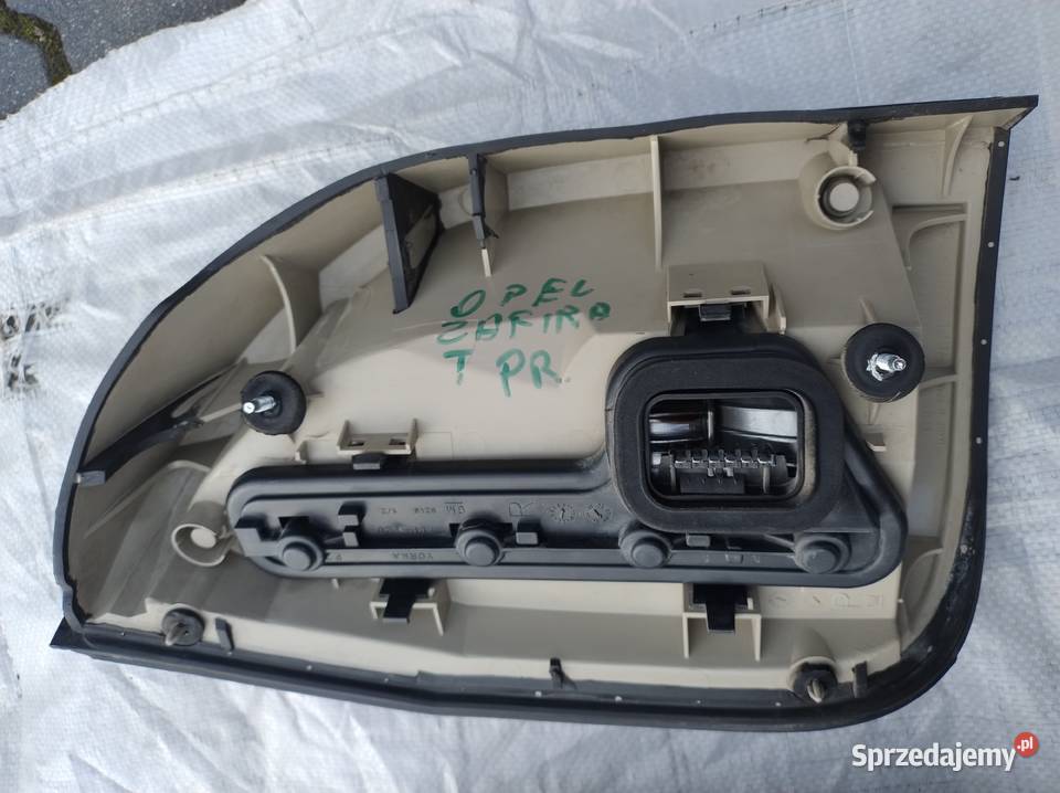 Lampa tylna lewa i prawa OPEL zafira osobowe Zahajki-Kolonia
