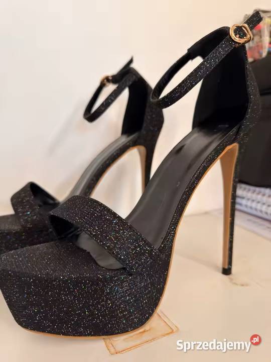 Szpilki w kolorze czarnym obcas 16 dolnośląskie Świdnica sprzedam