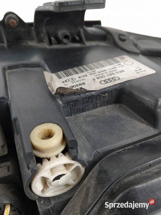 LAMPA PRZÓD PRAWA EU 8E0941004F Audi A4 II Rok produkcji 2003