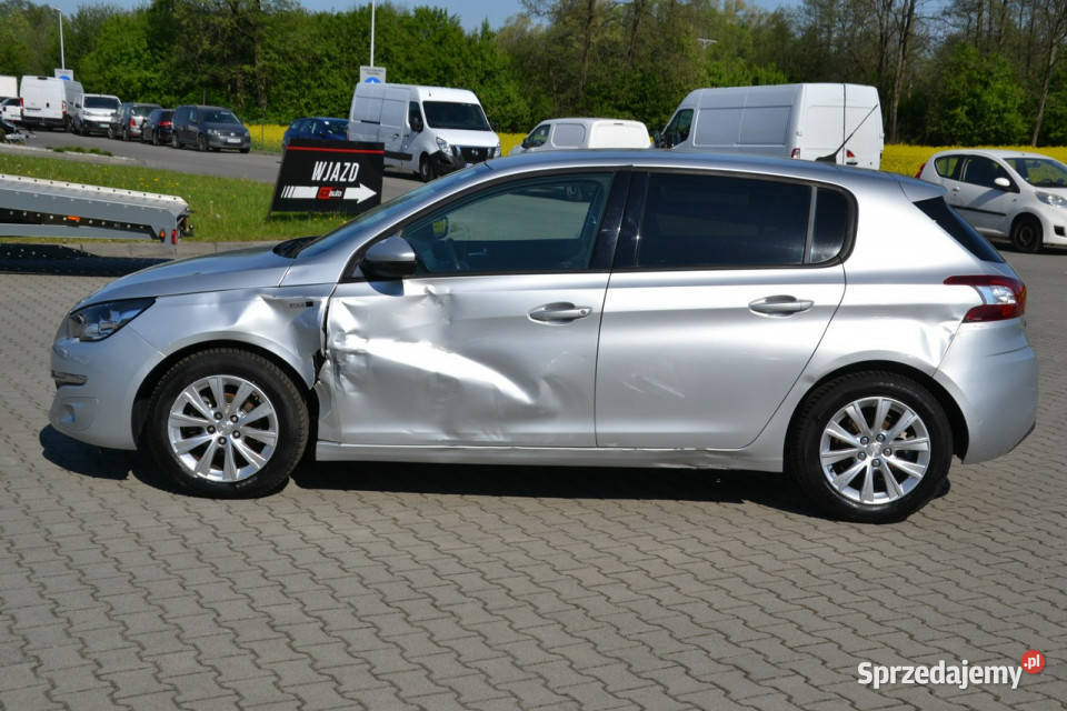 Peugeot 308 12 benzyna 110 parktroniki tablet Kęty