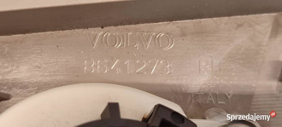 VOLVO XC90 GŁOŚNIK OSŁONA PRAWY TYŁ 30745936 sprzedam