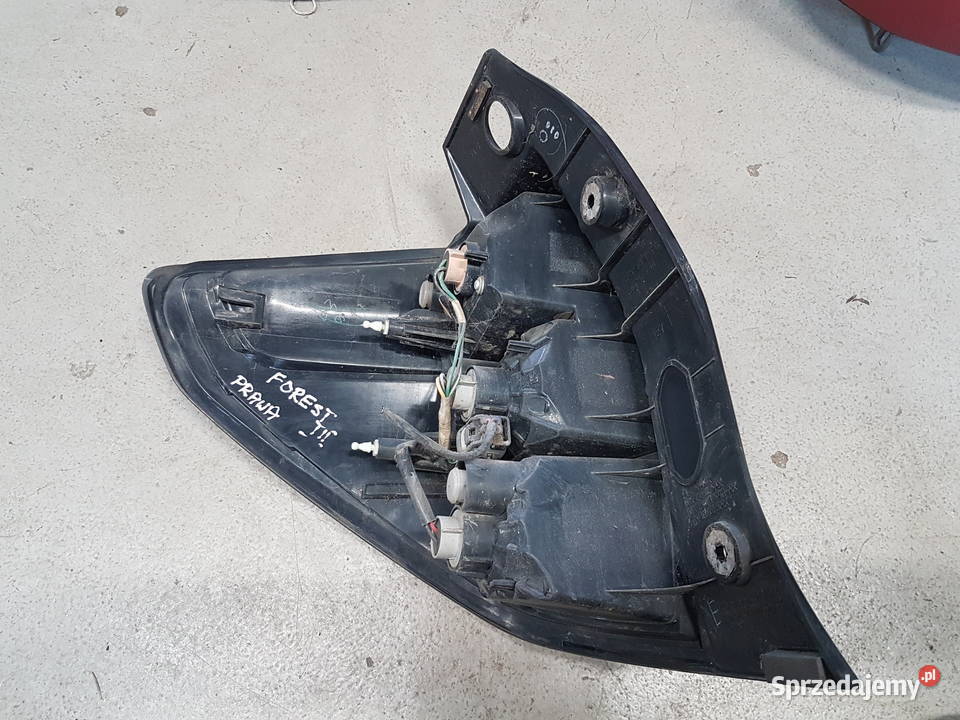 SUBARU FORESTER III LAMPA TYLNA PRAWA WKLAD Turek