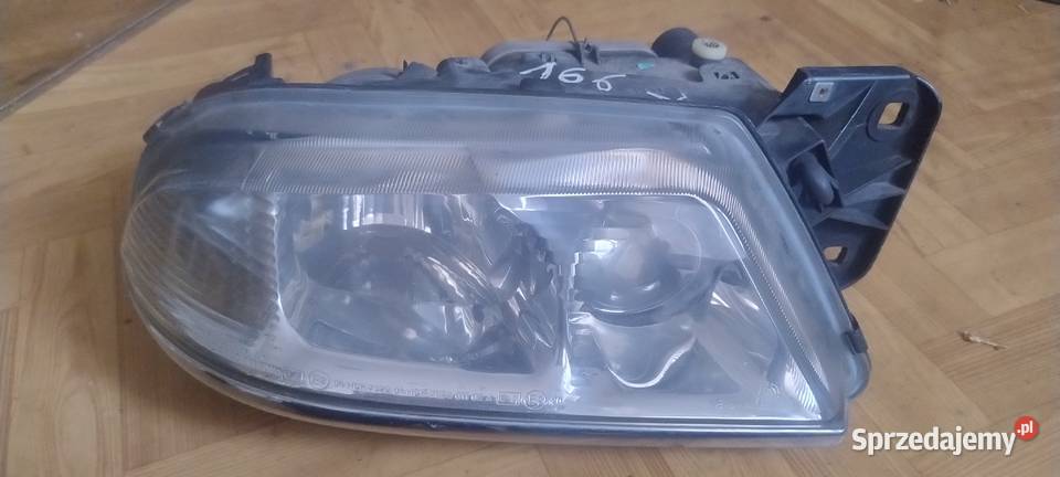 Reflektor prawy lampa Alfa Romeo 166 982003 mazowieckie Radom
