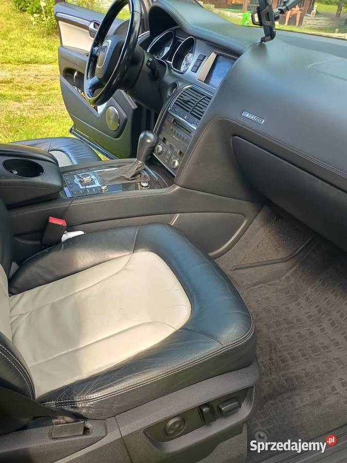 Audi Q7 indywidual 6 osób nagłośnienie Bang Gdańsk
