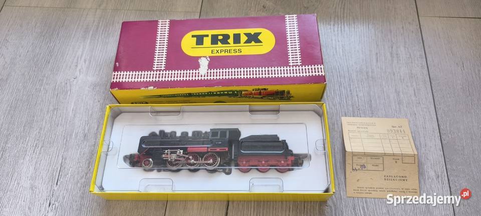 TRIX LOKOMOTYWA BR 24 ŁADNY STAN PUDEŁKO NOWA