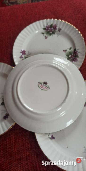 Talerzyki z fiołkami Royal Windsor England Gdańsk