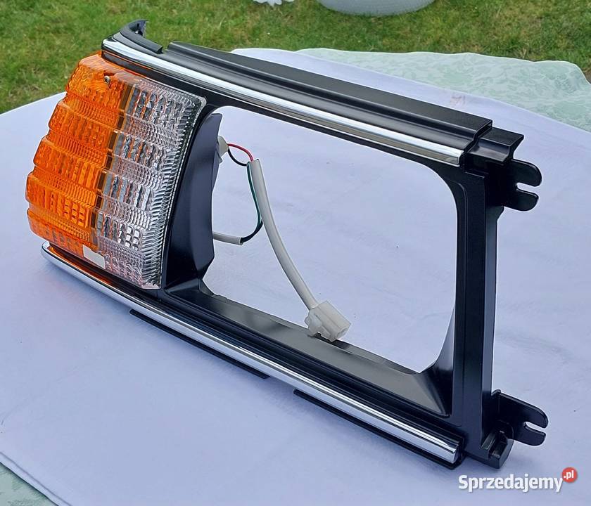 REFLEKTOR KIERUNKOWSKAZ LEWY PRZÓD SUBARU BRAT sprzedam