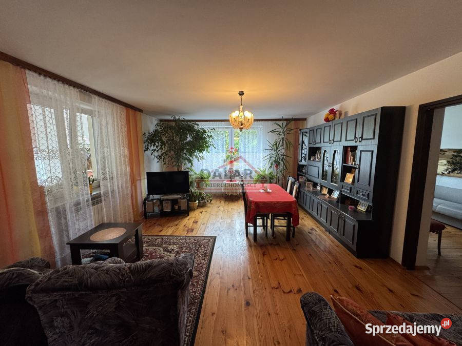 sprzedaży domu wolnostojącego Baniocha 220m2
