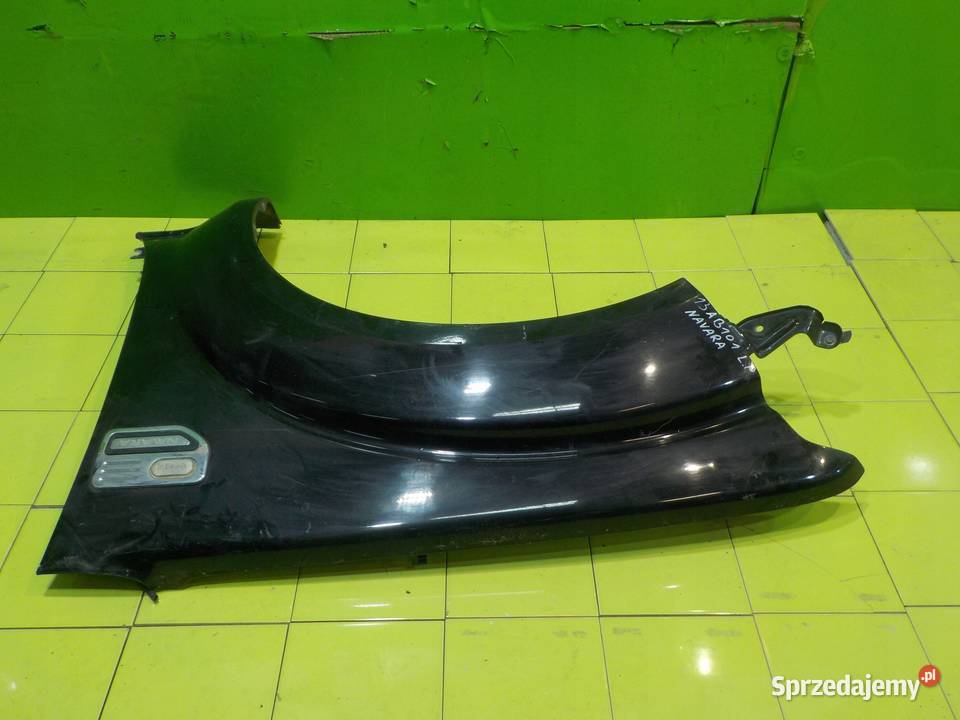 NISSAN NAVARA III D40 25 D 06r 5D blotnik lewy Błotniki Suków