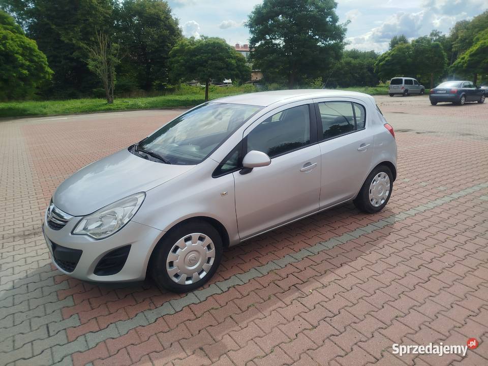 Corsa 12 Benz 2012r Lift Bezwypadkowy Elbląg