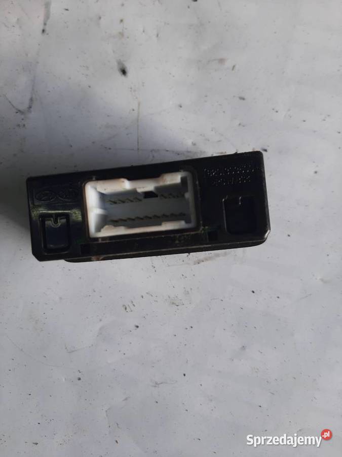 Kia GNIAZDO WEJŚCIE PORT AUX USB 961102G200 osobowe