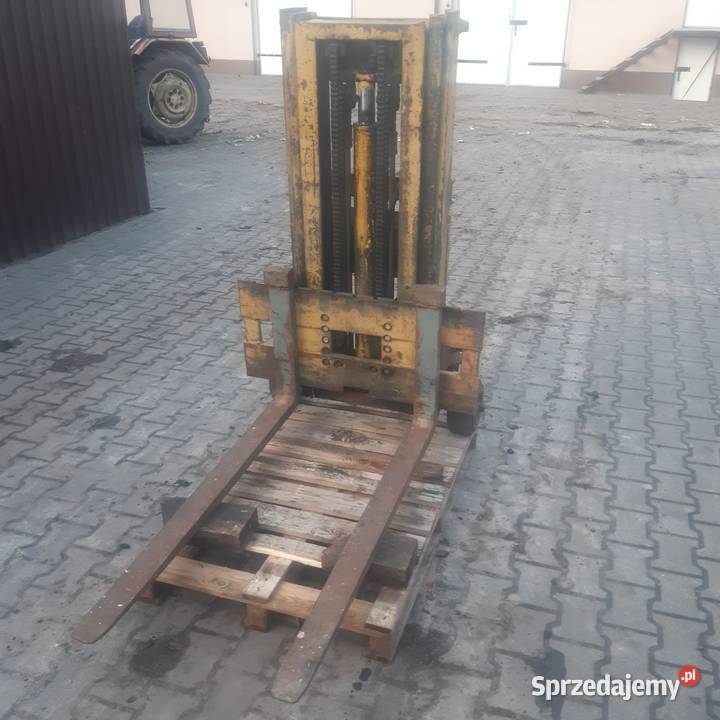 Maszt do ciągnika sztaplarka wózek widłowy Gościeńczyce