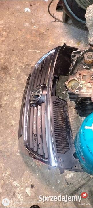 Grill przedni atrapa Volkswagen Passat B6 osobowe Lubin sprzedam