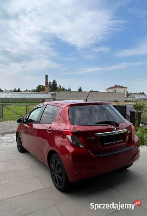 Toyota Yaris 2012 Rok produkcji 2012 Zamość sprzedam